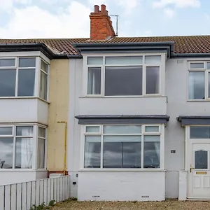  Holiday home Sea View House